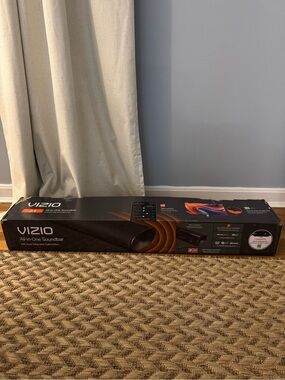 Vizio All-in-One Soundbar in Black - NEW in Box